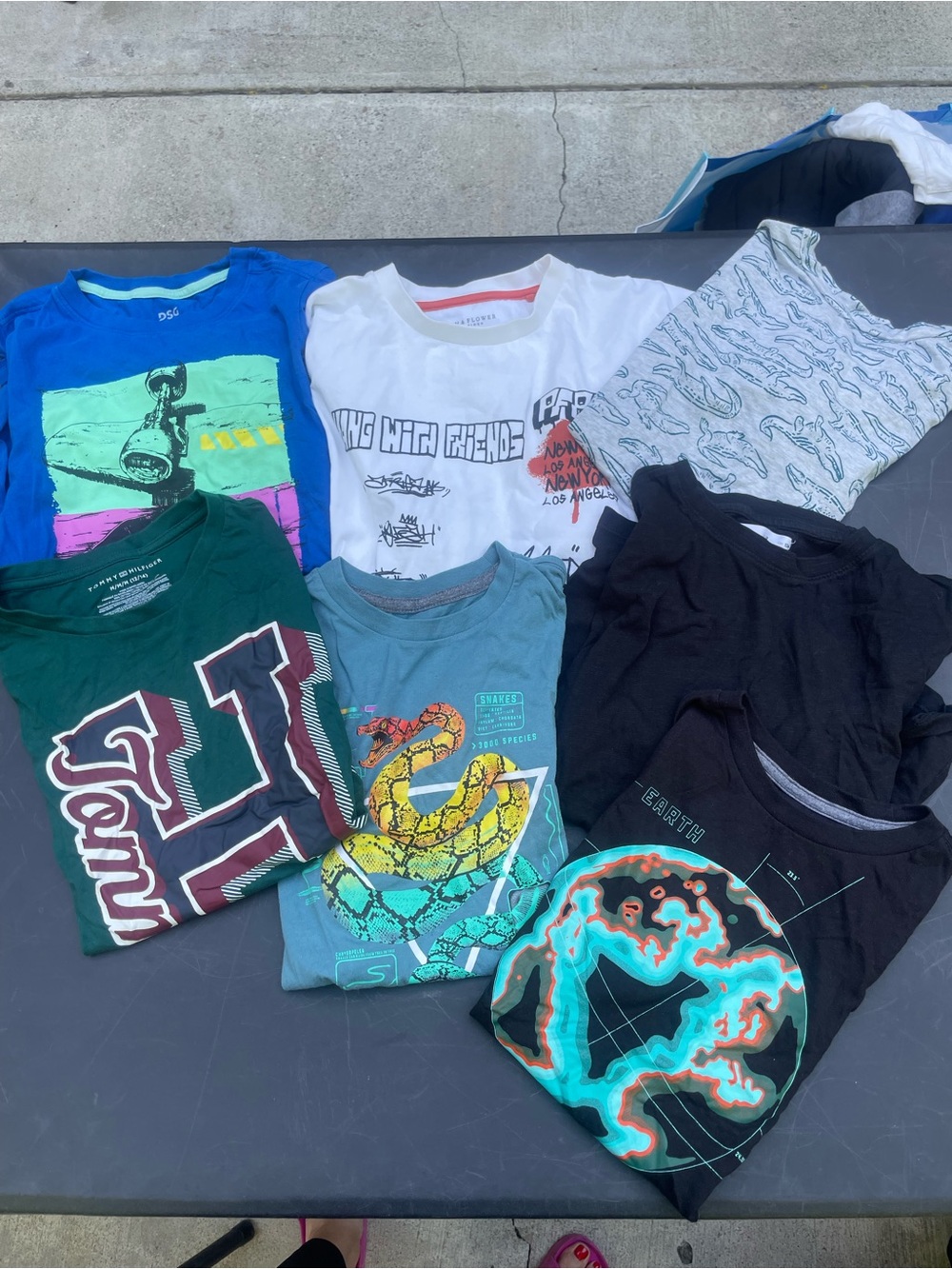 Mixed Graphic Tee Bundle - Blue, Green, Teal, Black, White